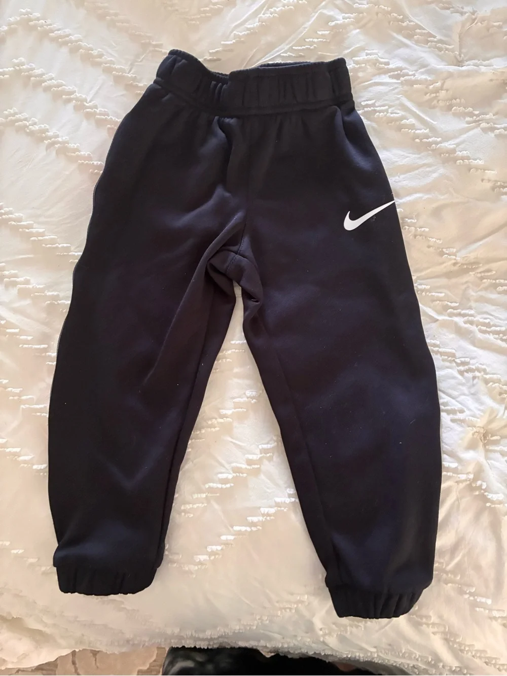 Nike  therma -fit Kids Black Sweatpants joggers. Boys 3T